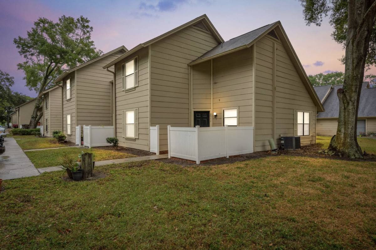 Townhouse for rent at 2570 Monica Court, Tampa, FL 33614