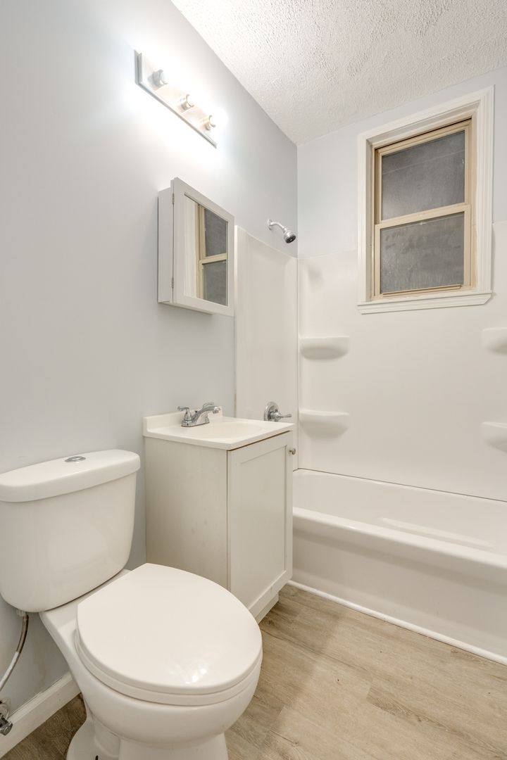 Apartment for rent at 2840 S Moreland Rd, Cleveland, OH 44120