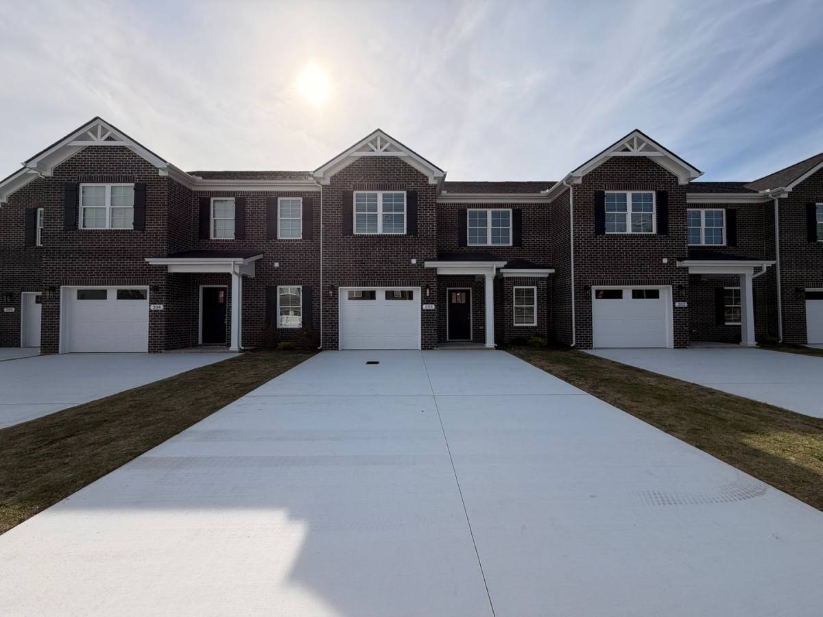 Townhouse for rent at 1850 Madison Way, Shelbyville, TN 37160