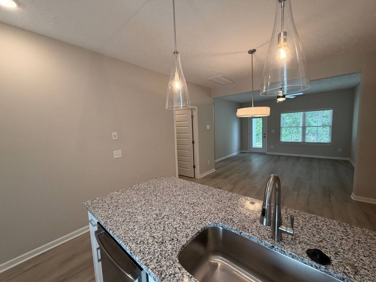 Townhouse for rent at 1850 Madison Way, Shelbyville, TN 37160