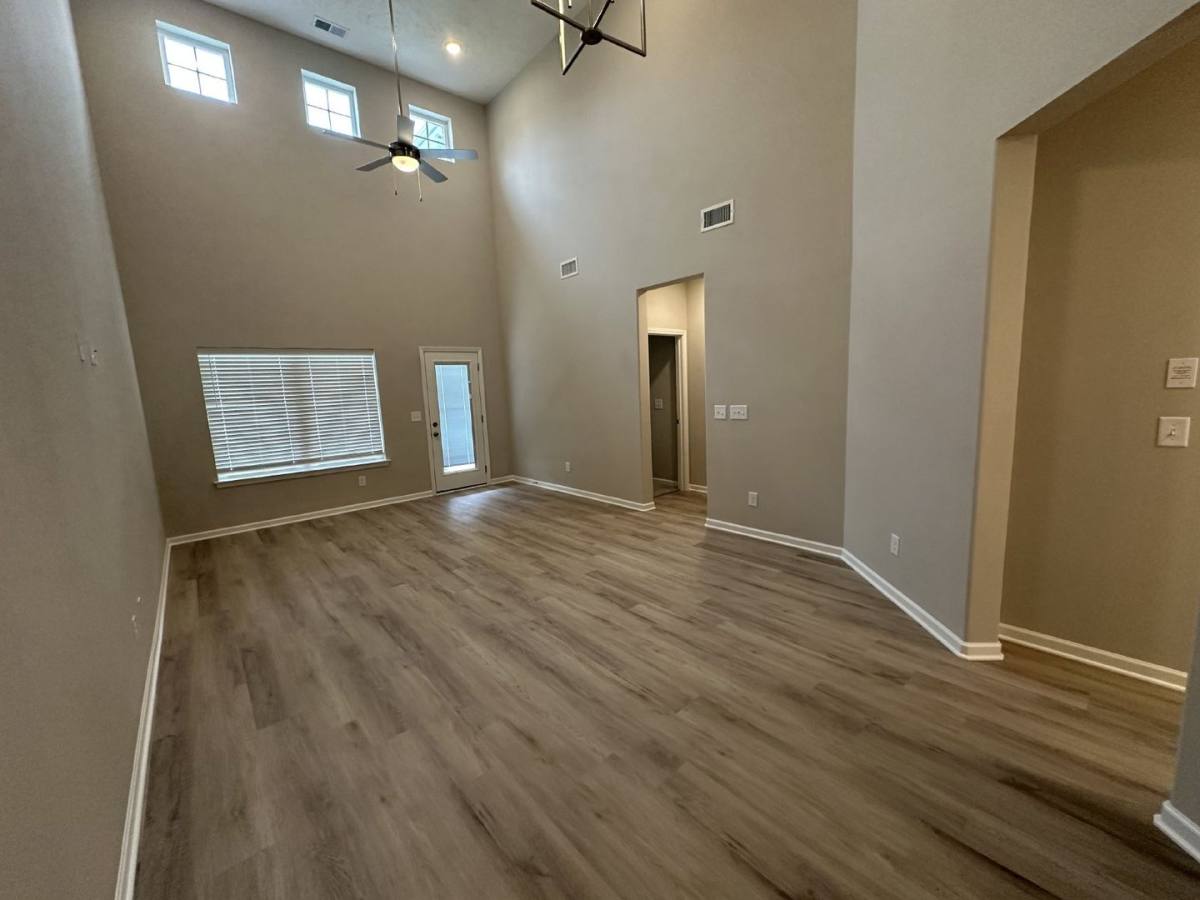 Townhouse for rent at 1850 Madison Way, Shelbyville, TN 37160