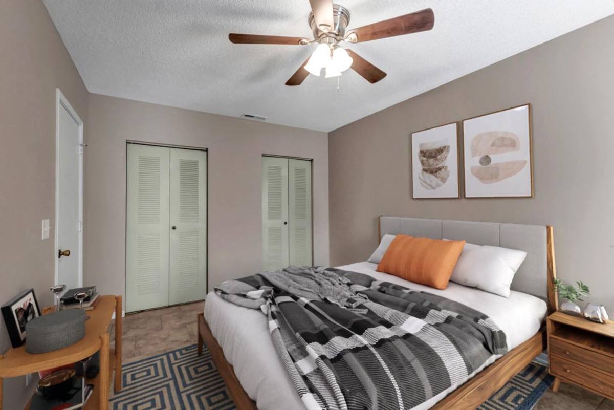Apartment for rent at 615 Locke Six Rd, Killen, AL 35645