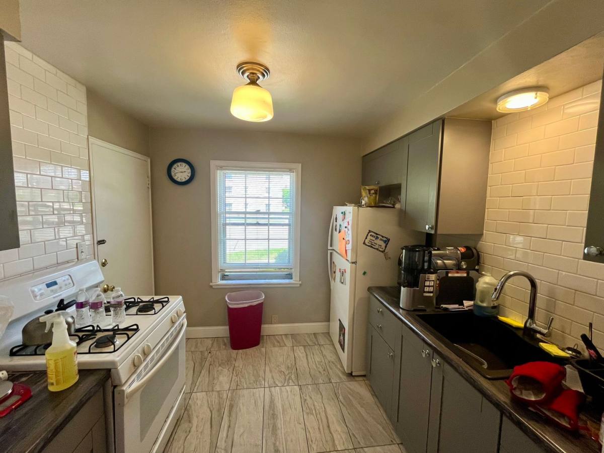 Apartment for rent at 4290 N Wilson Dr, Milwaukee, WI 53211