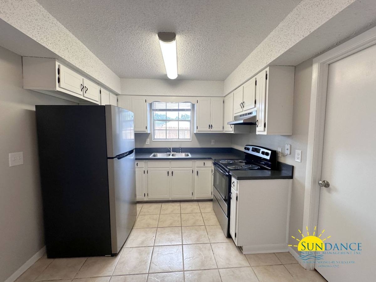 Townhouse for rent at 44 Wright Parkway, NW Building A, Fort Walton Beach, FL 32548