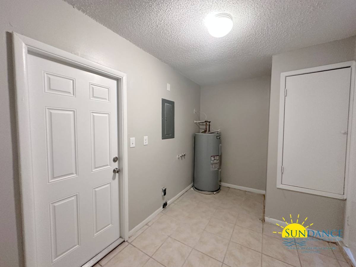 Townhouse for rent at 44 Wright Parkway, NW Building A, Fort Walton Beach, FL 32548