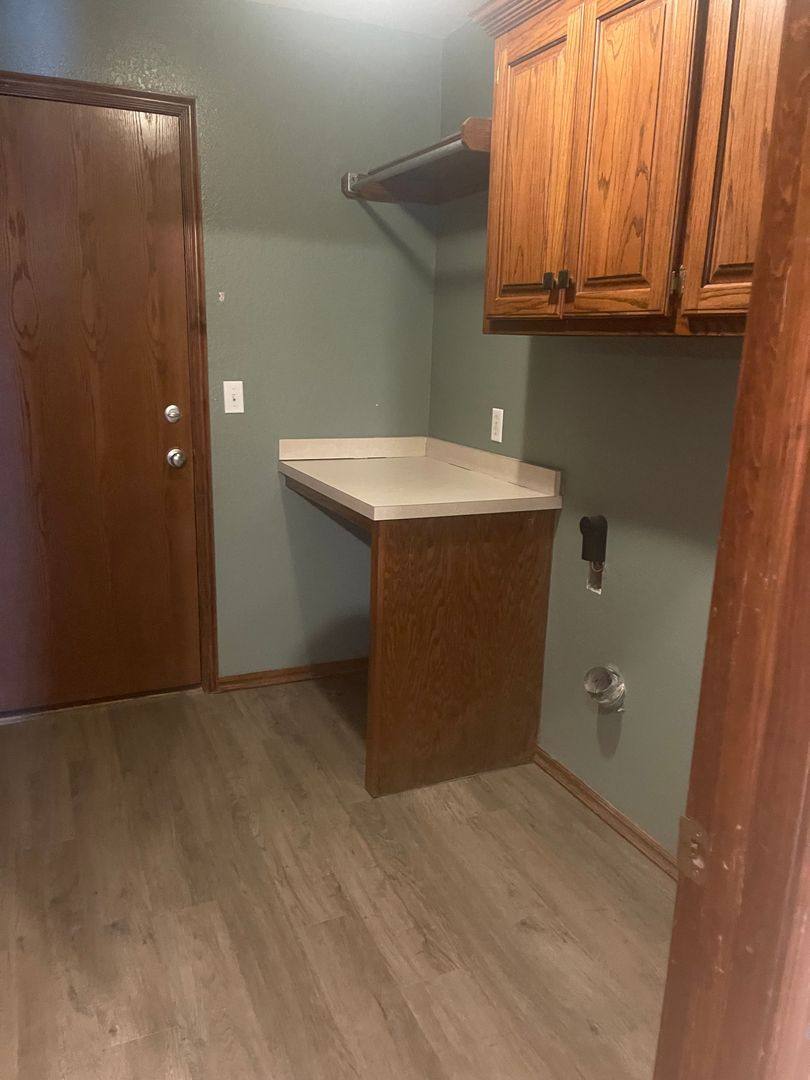 House for rent at 213 Pinafore Dr, Norman, OK 73072
