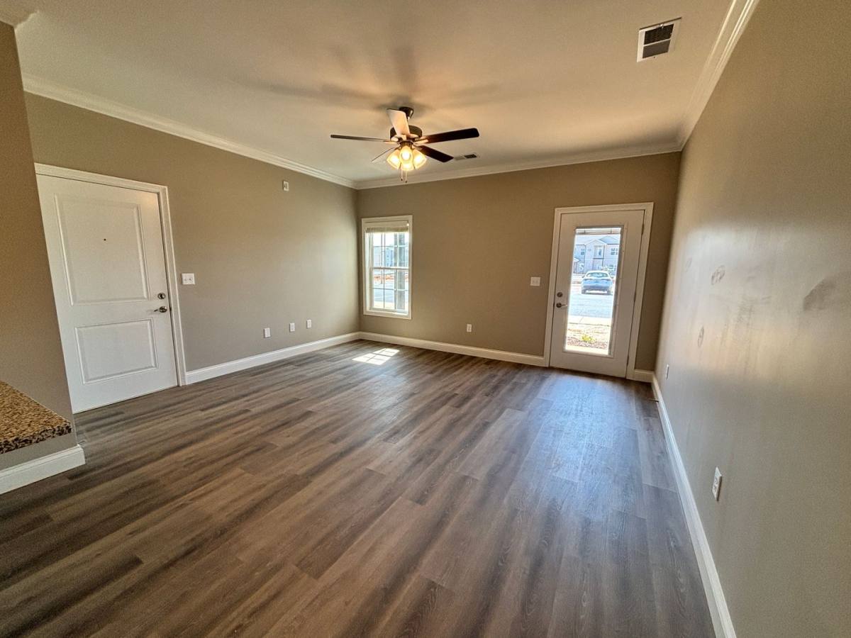 Apartment for rent at 320 Hillview Mills Blvd, Bowling Green, KY 42101