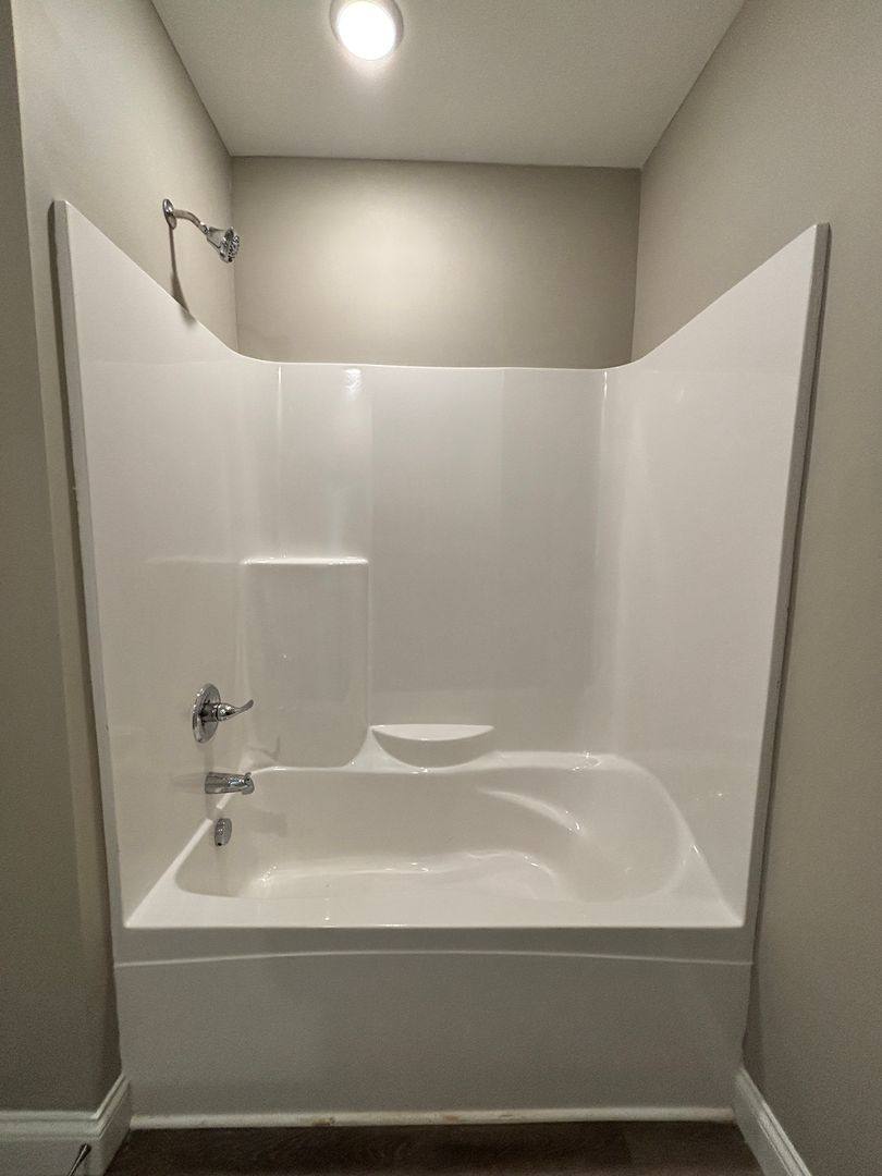 Apartment for rent at 320 Hillview Mills Blvd, Bowling Green, KY 42101