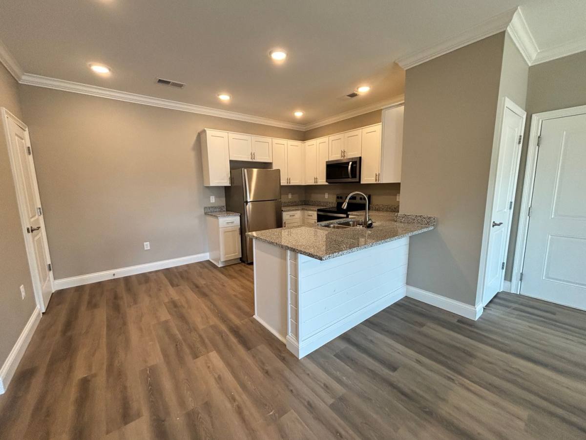 Apartment for rent at 320 Hillview Mills Blvd, Bowling Green, KY 42101