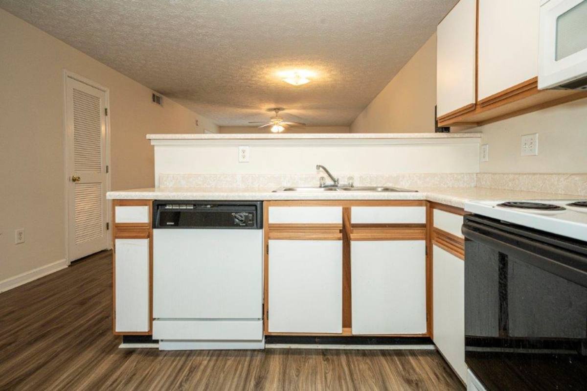 Apartment for rent at 623 W Glenn Ave, Auburn, AL 36832
