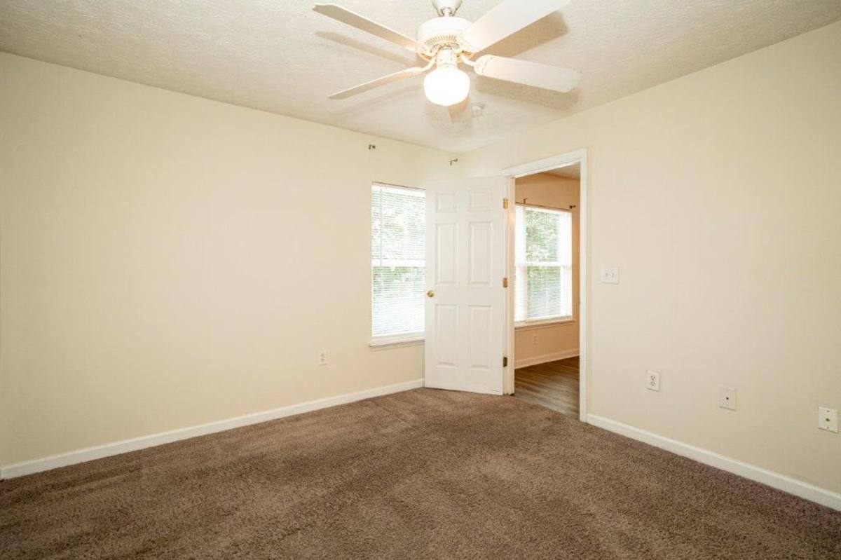 Apartment for rent at 623 W Glenn Ave, Auburn, AL 36832