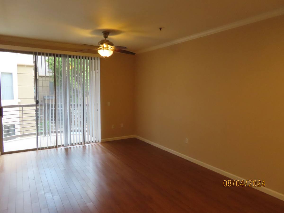 Condo for rent at 1701 E Colter St, Phoenix, AZ 85016