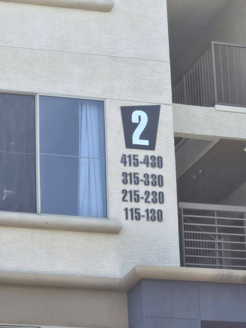 Condo for rent at 1701 E Colter St, Phoenix, AZ 85016