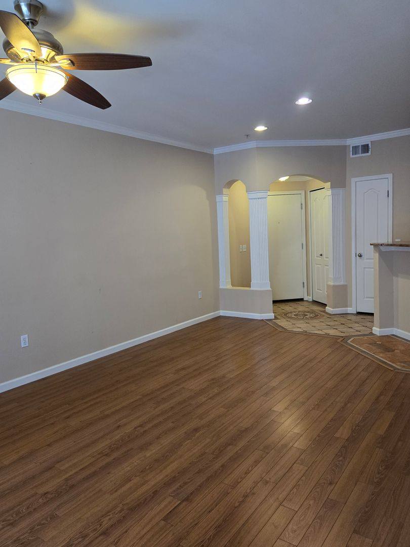 Condo for rent at 1701 E Colter St, Phoenix, AZ 85016