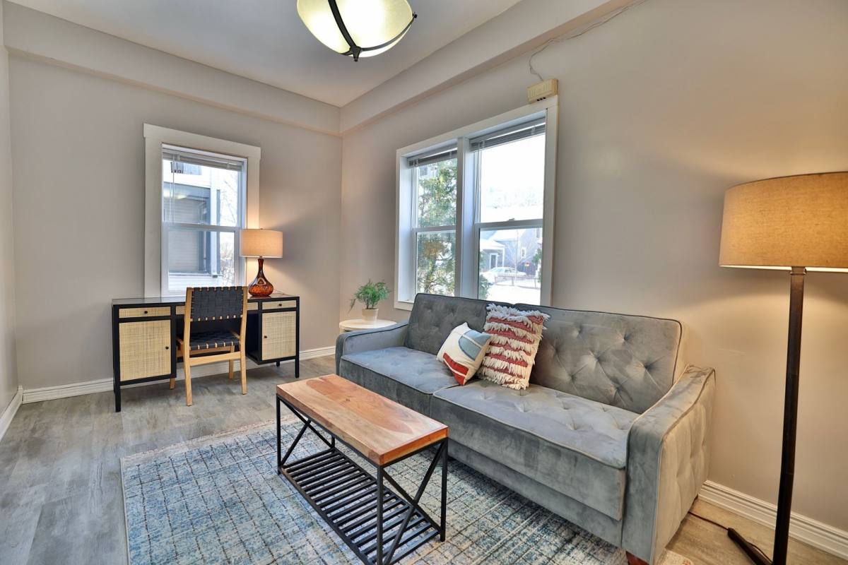 Apartment for rent at 2813-15 Garfield Ave So, Minneapolis, MN 55408