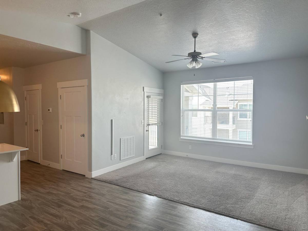 Condo for rent at 107 W Seasons Dr, Vineyard, UT 84059