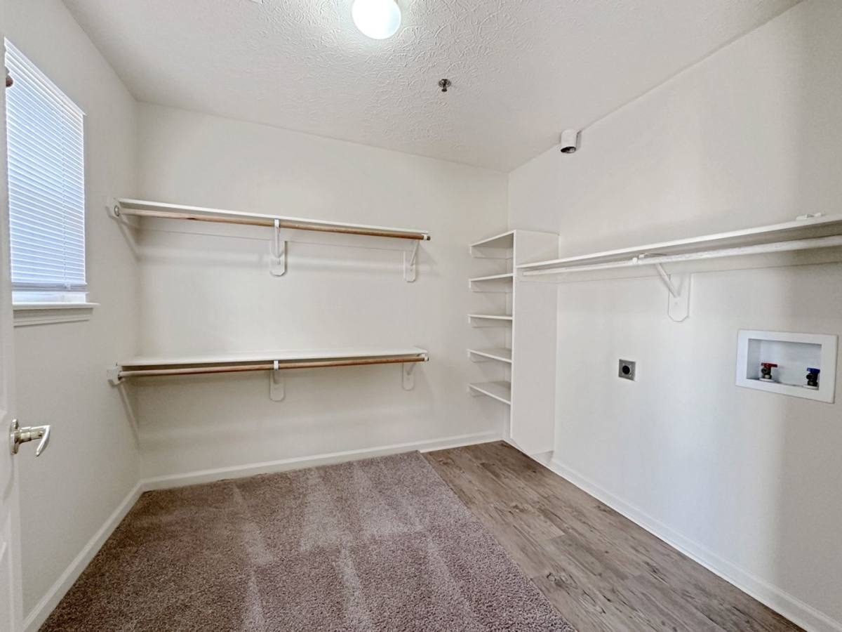Apartment for rent at 19360 Chelsey Dr, Foley, AL 36535