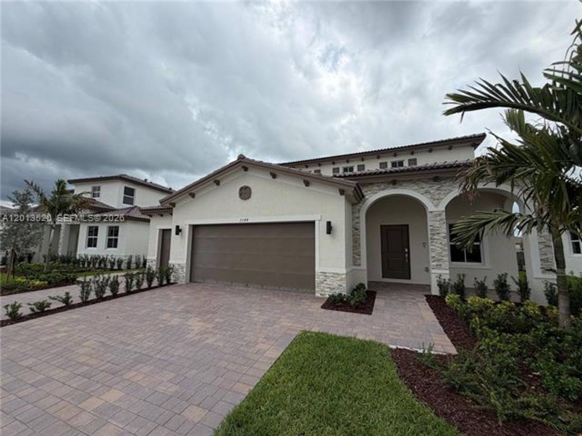 House for rent at 2384 SE 29th Dr, Homestead, FL 33035
