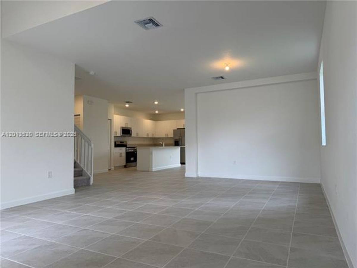 House for rent at 2384 SE 29th Dr, Homestead, FL 33035