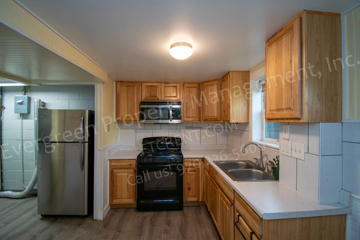 Townhouse for rent at 1702 Mathews St, Fort Collins, CO 80525