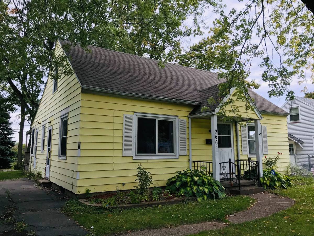 House for rent at 266 Hoover Dr, Rochester, NY 14615