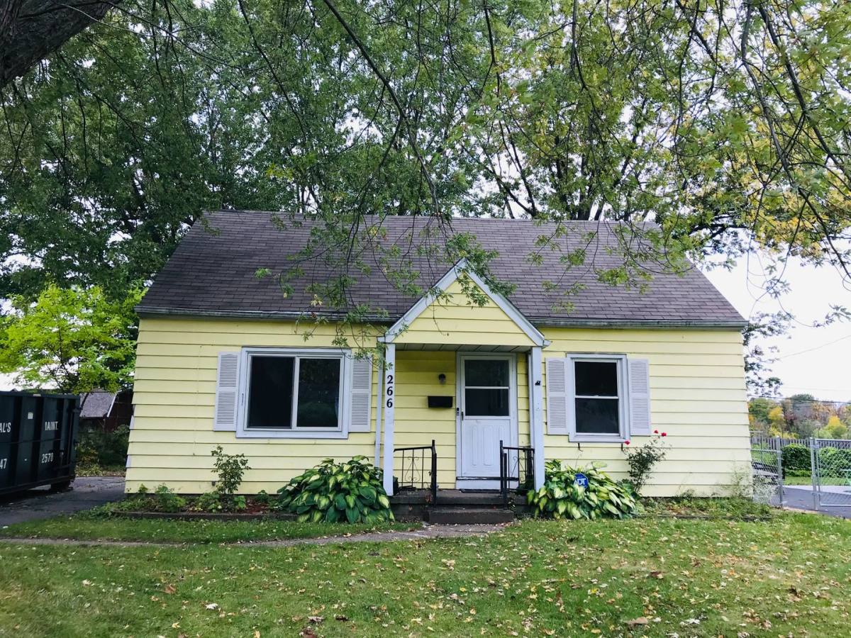 House for rent at 266 Hoover Dr, Rochester, NY 14615