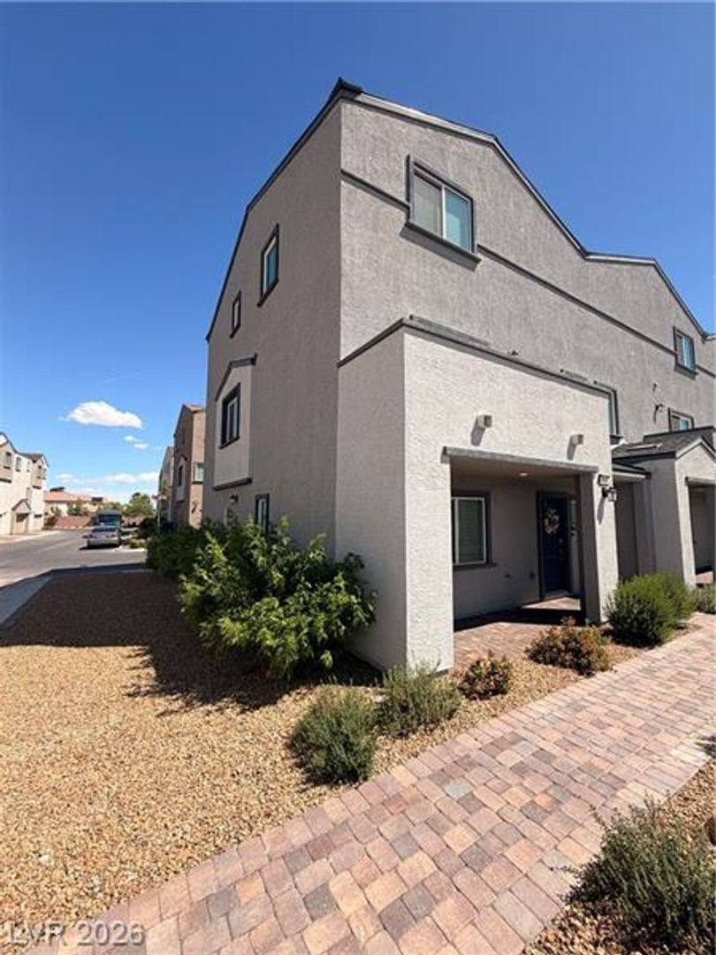 Townhouse for rent at 3557 Grigio St, Las Vegas, NV 89129