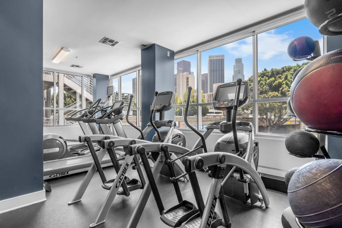 Apartment for rent at 138 N Beaudry Ave, Los Angeles, CA 90012