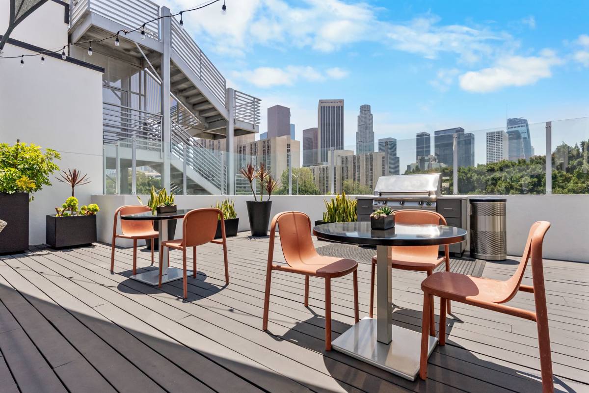 Apartment for rent at 138 N Beaudry Ave, Los Angeles, CA 90012