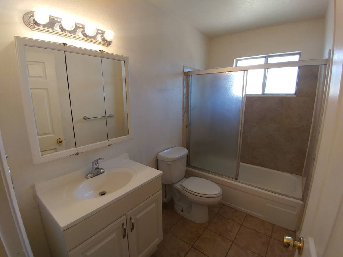 Apartment for rent at 2801 Shasta View, Redding, CA 96002