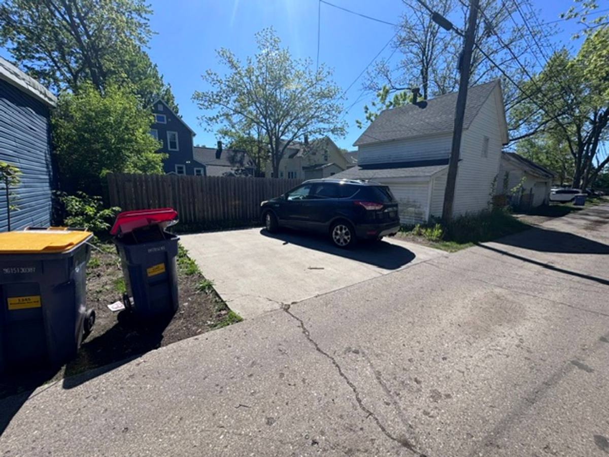 House for rent at 1345 Broadway Ave NW, Grand Rapids, MI 49504