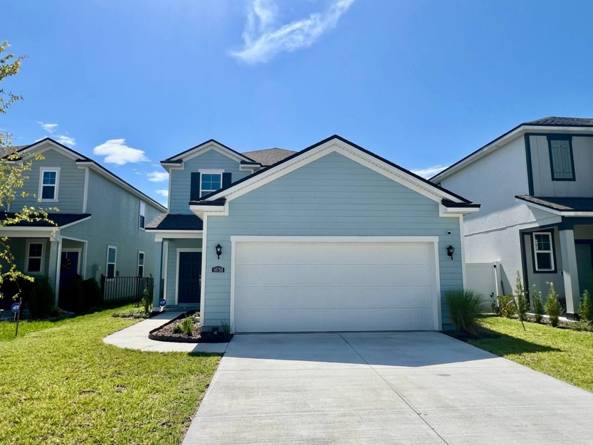 House for rent at 14750 Cashew Ave, Jacksonville, FL 32218