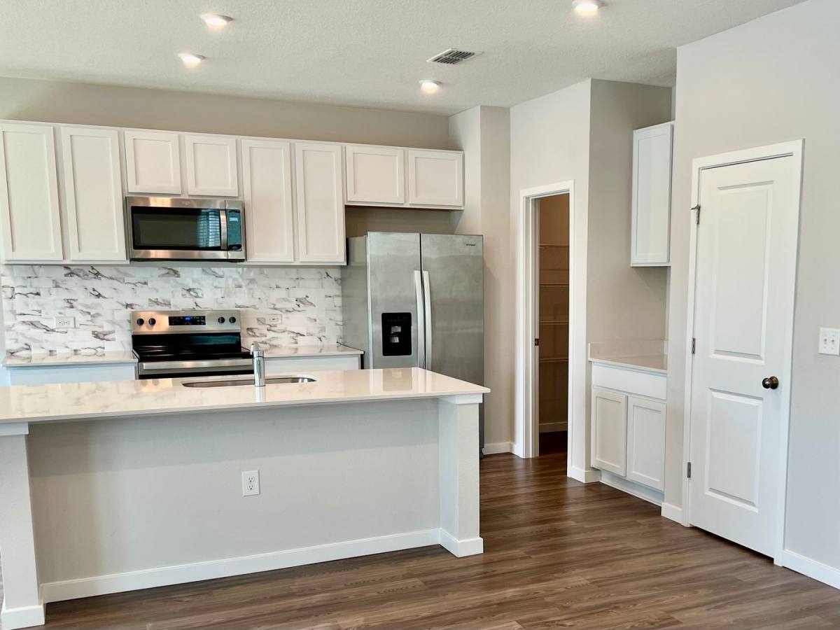 House for rent at 14750 Cashew Ave, Jacksonville, FL 32218