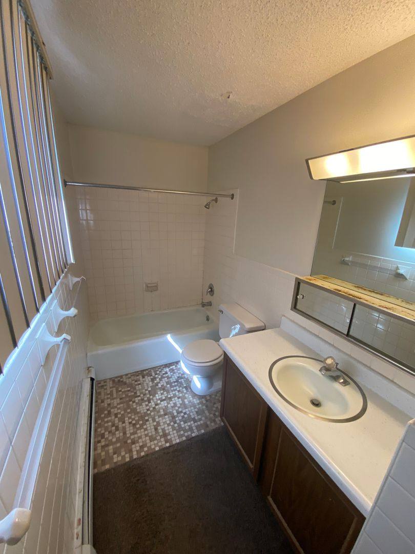 Apartment for rent at 1133 G St, Lincoln, NE 68508