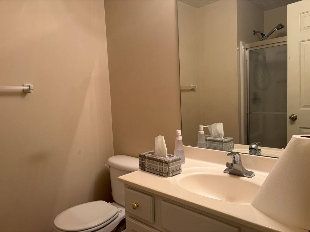House for rent at 11709 S 27 St, Bellevue, NE 68123