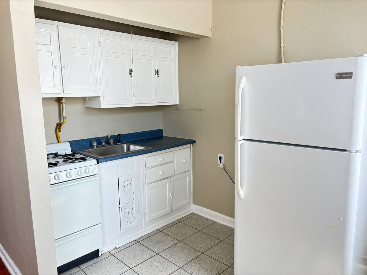 Apartment for rent at 733 W Wayne St, Fort Wayne, IN 46802