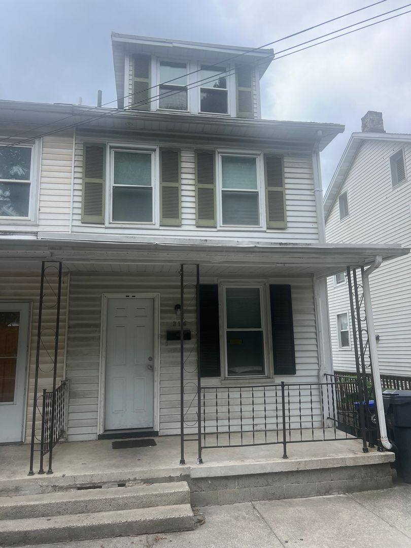 House for rent at 316 N 2nd St, Harrisburg, PA 17113