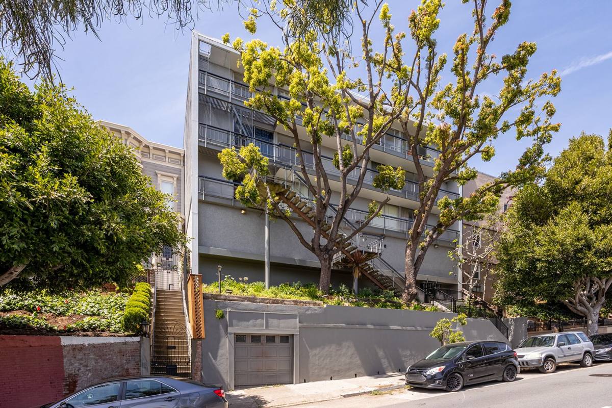 Apartment for rent at 940 Guerrero St, San Francisco, CA 94110