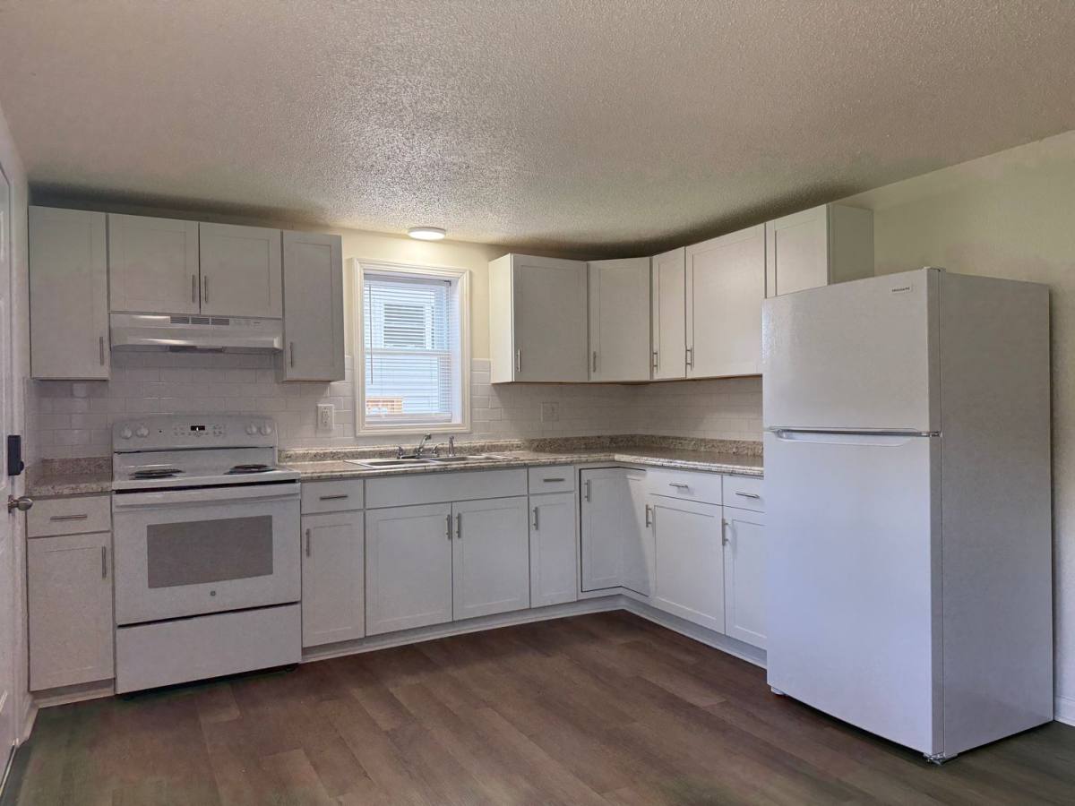 Apartment for rent at 1343-1347 Jackson Hollow Rd, Kingsport, TN 37663