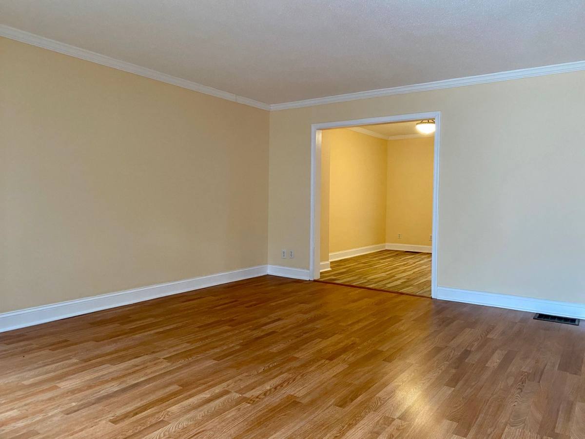 Townhouse for rent at 8634 Willow Oak Rd, Parkville, MD 21234