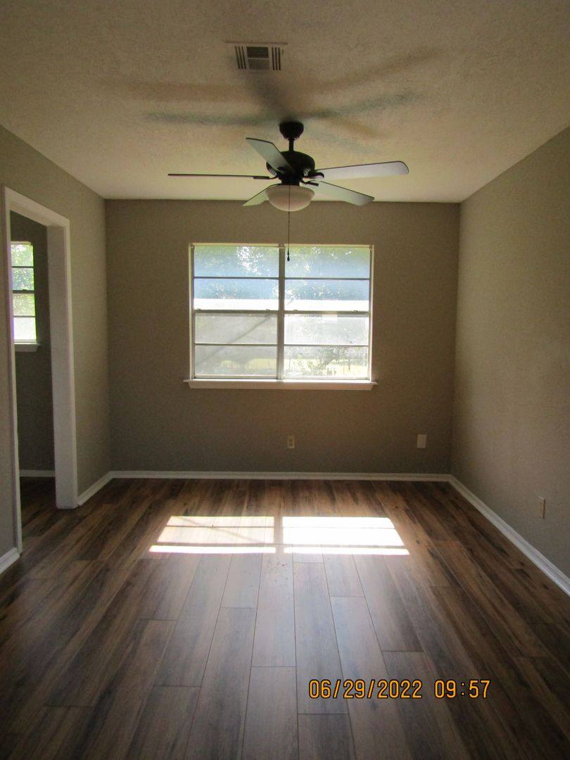 House for rent at 1 NW 28th St, Lawton, OK 73505