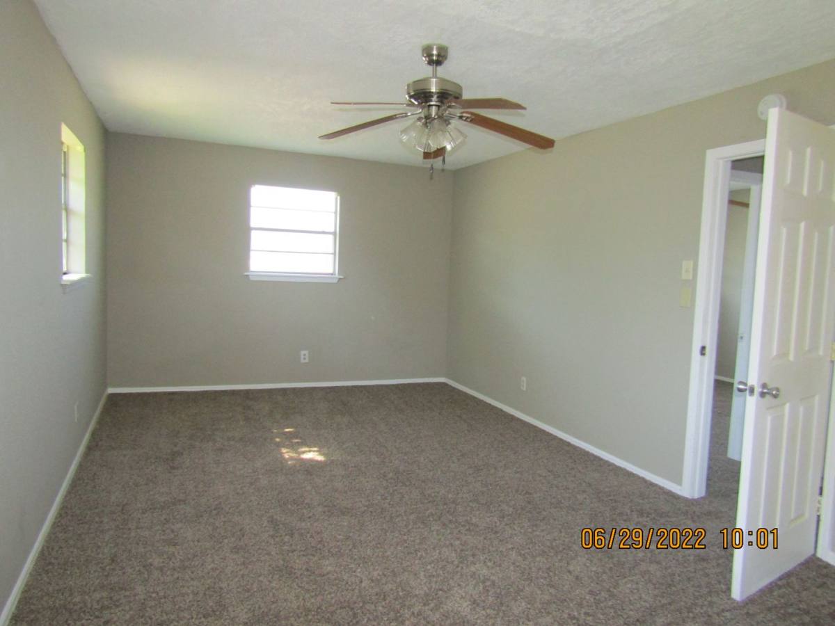 House for rent at 1 NW 28th St, Lawton, OK 73505