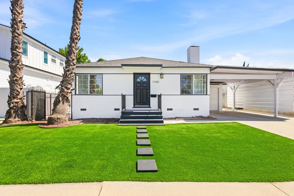 House for rent at 17418 Califa St, Encino, CA 91316