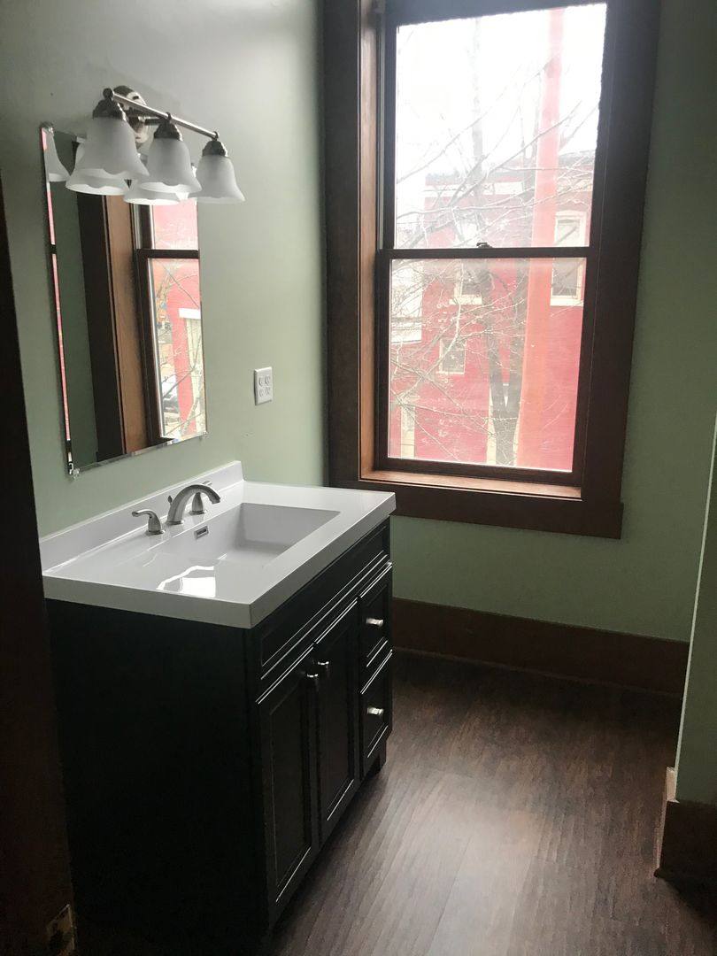Apartment for rent at 916-928 Main St, Lafayette, IN 47901