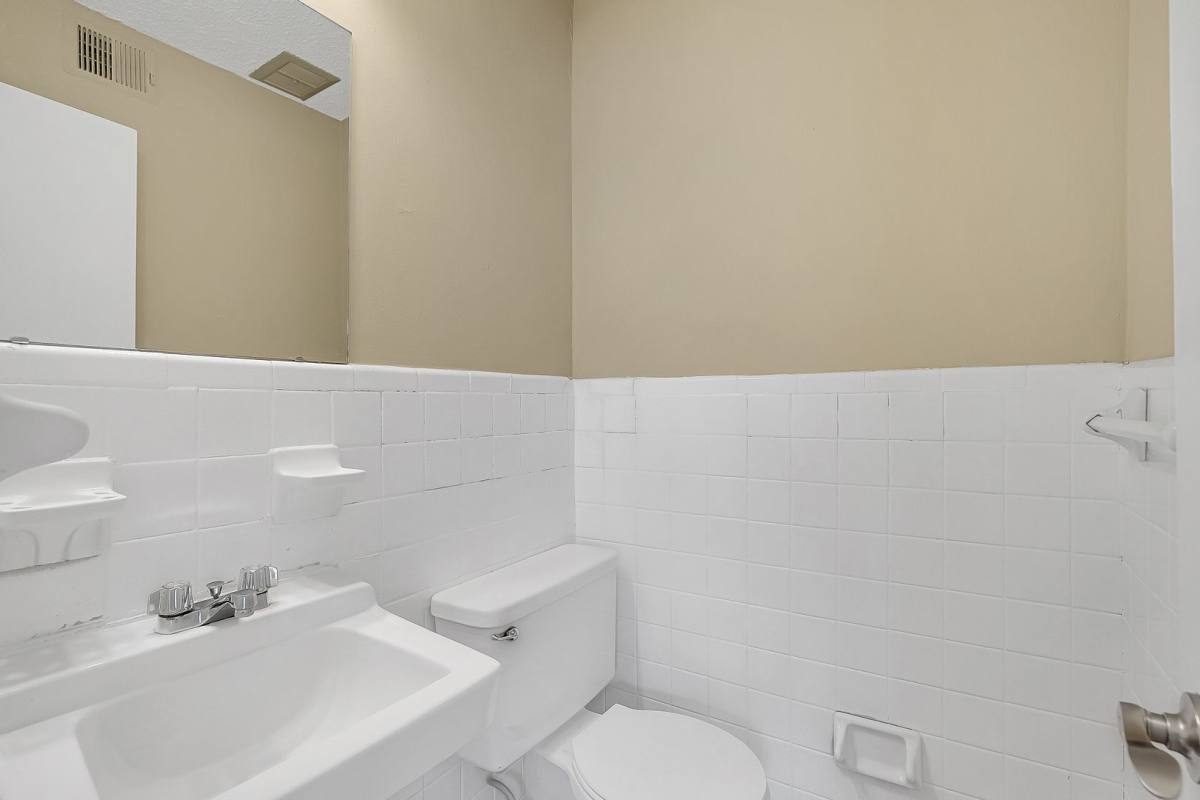 Apartment for rent at 3652 Clairmont Ave S, Birmingham, AL 35222