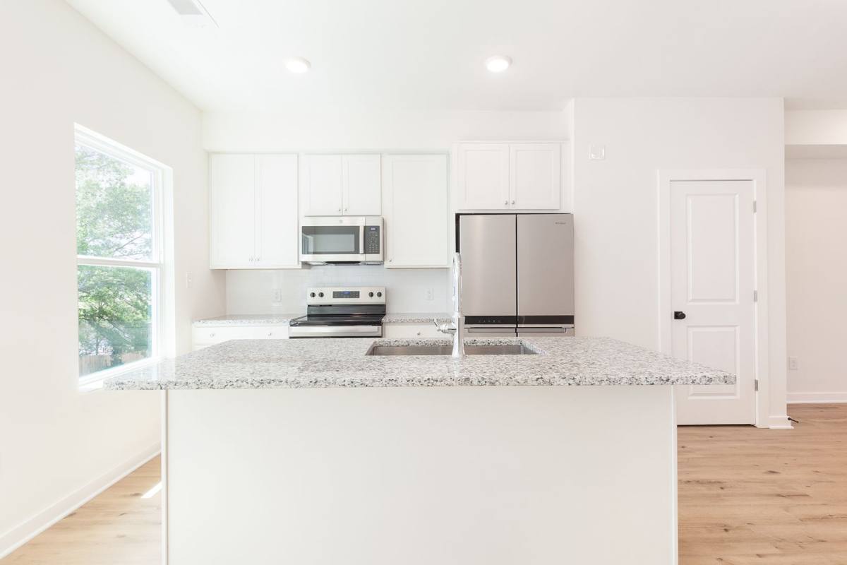 Townhouse for rent at 402 McDonough Blvd #B3, Atlanta, GA 30315