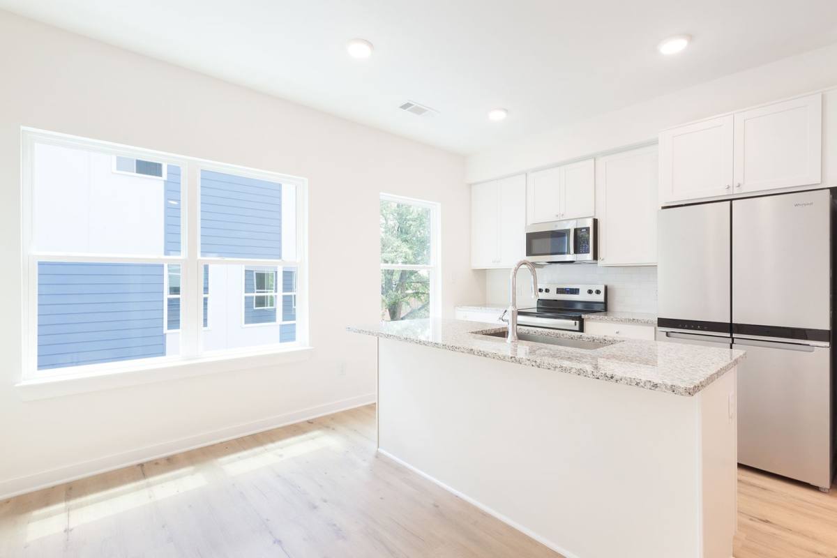 Townhouse for rent at 402 McDonough Blvd #B3, Atlanta, GA 30315