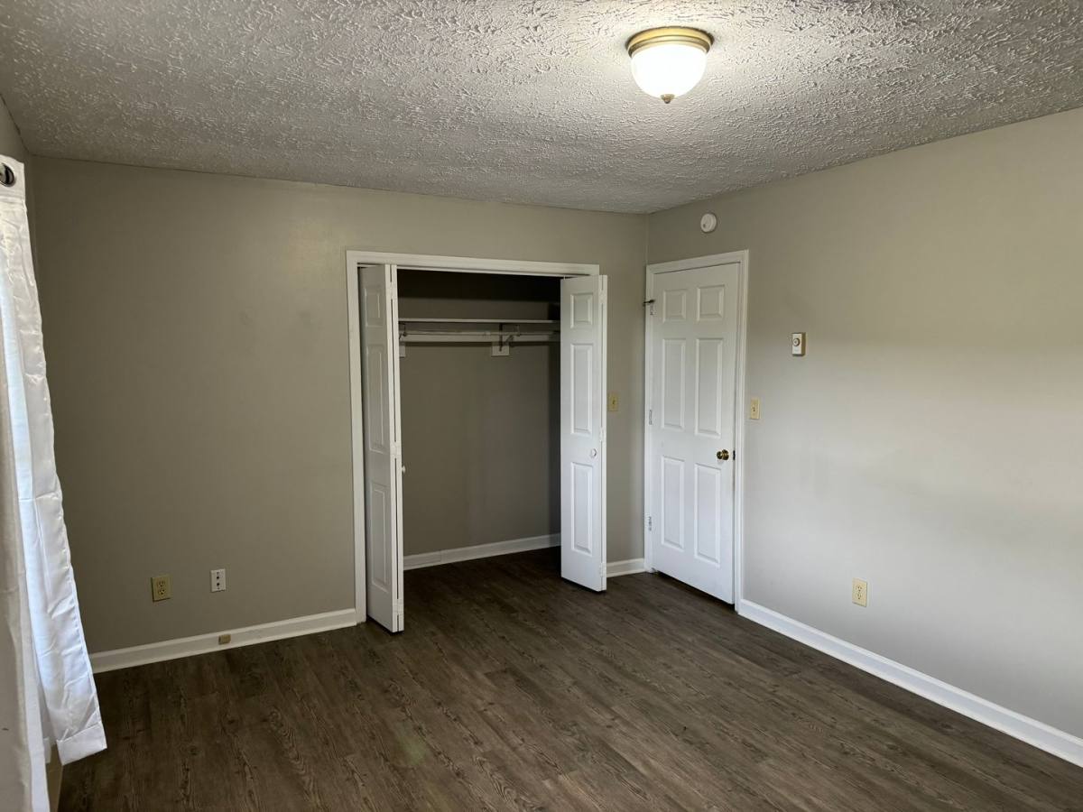 Apartment for rent at 7863 Highway, West Jefferson, NC 28694