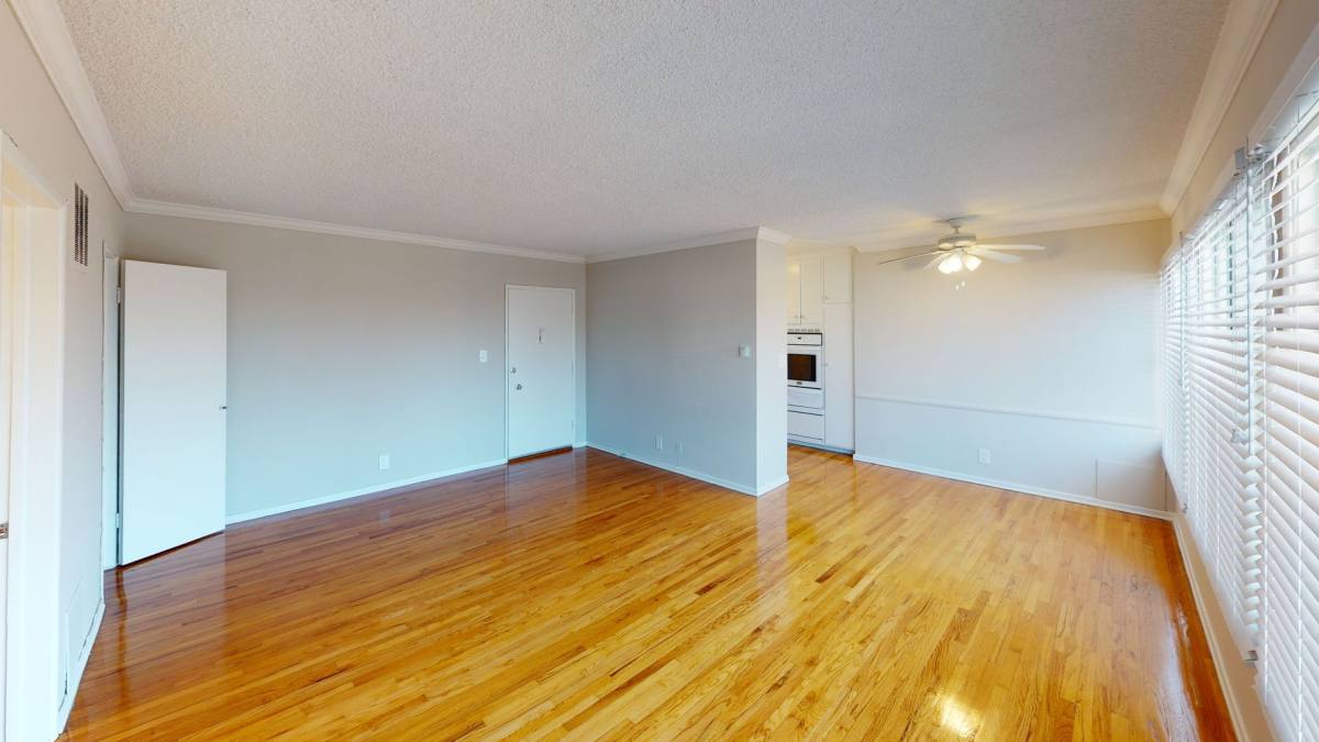 Apartment for rent at 825 Washington Ave, Santa Monica, CA 90403