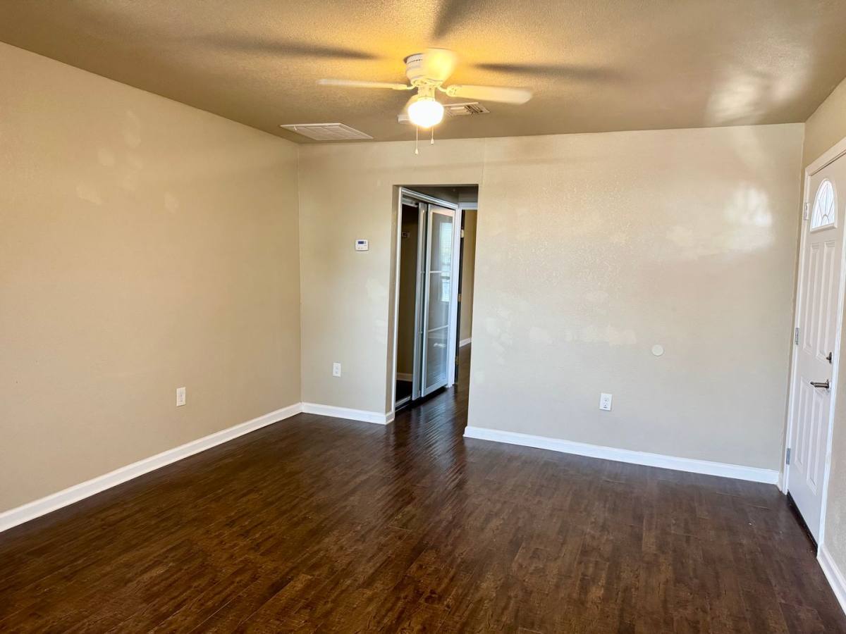 Apartment for rent at 401 Dora St, San Antonio, TX 78212